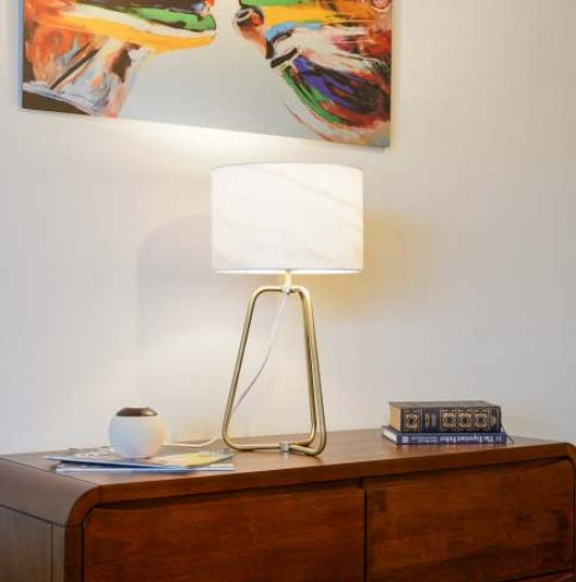Lumisaxon | New Design Small Modern Stylish Desk Lamp